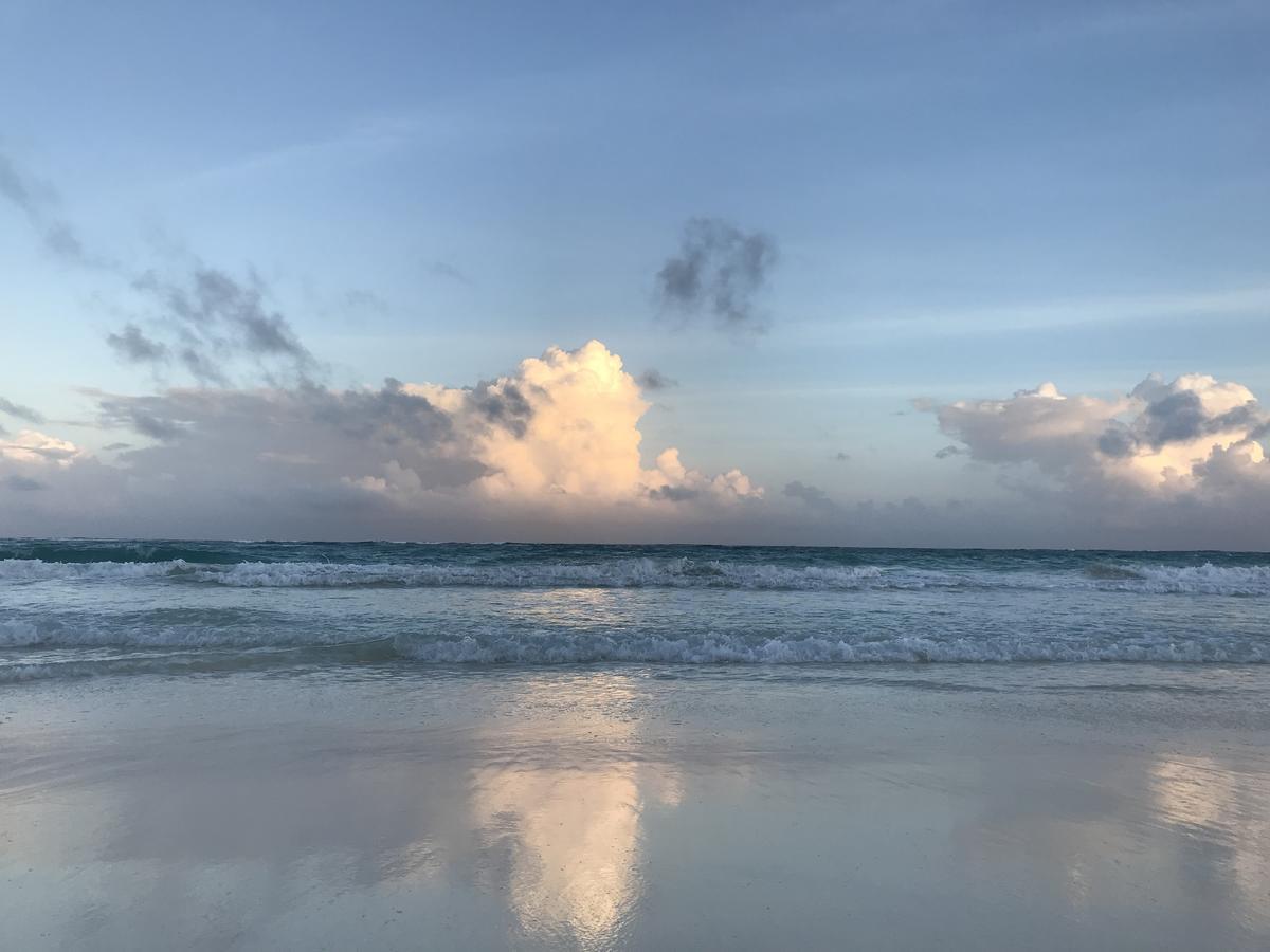 Magia Beachside Condo Playa del Carmen Exteriör bild
